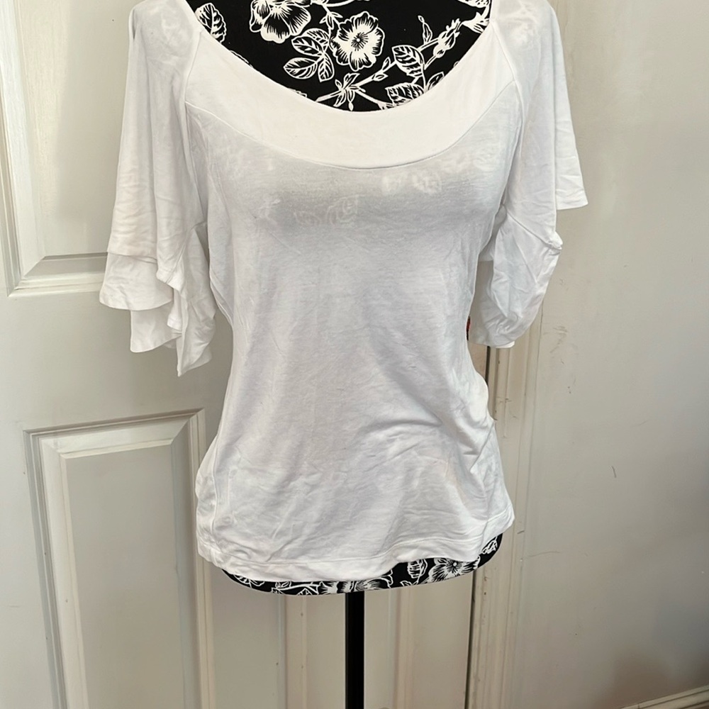 Newport News size Large white on or off shoulder top flutter 3/4 sleeve